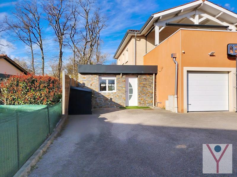 Appartement - 103 m² - 5 pièces