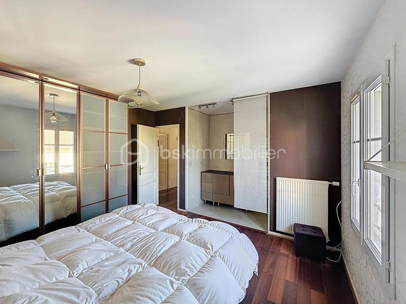 Maison - 158 m² - 7 pièces