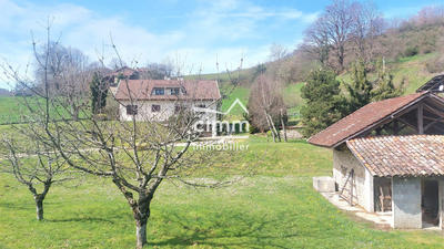 Maison - 184 m² - 6 pièces