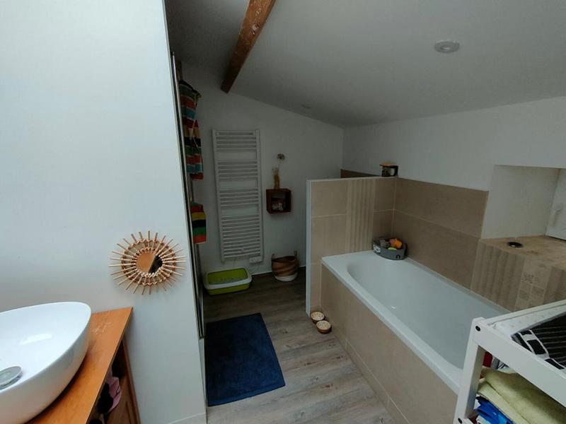 Maison - 90 m² - 5 pièces