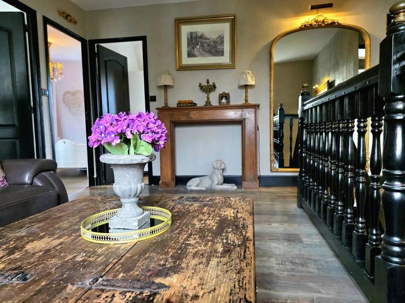 Maison - 206 m² - 14 pièces