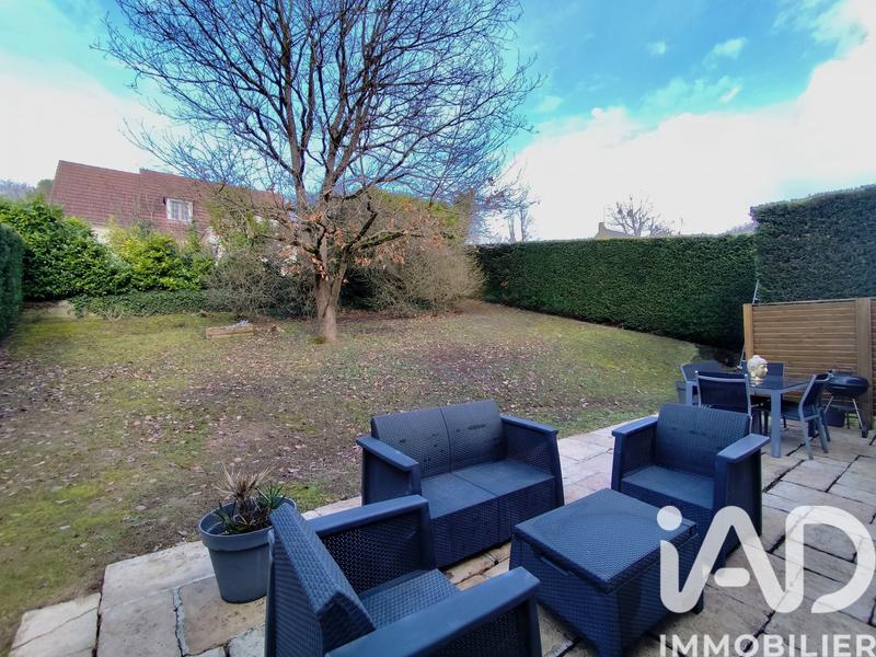 Maison - 94 m² - 5 pièces