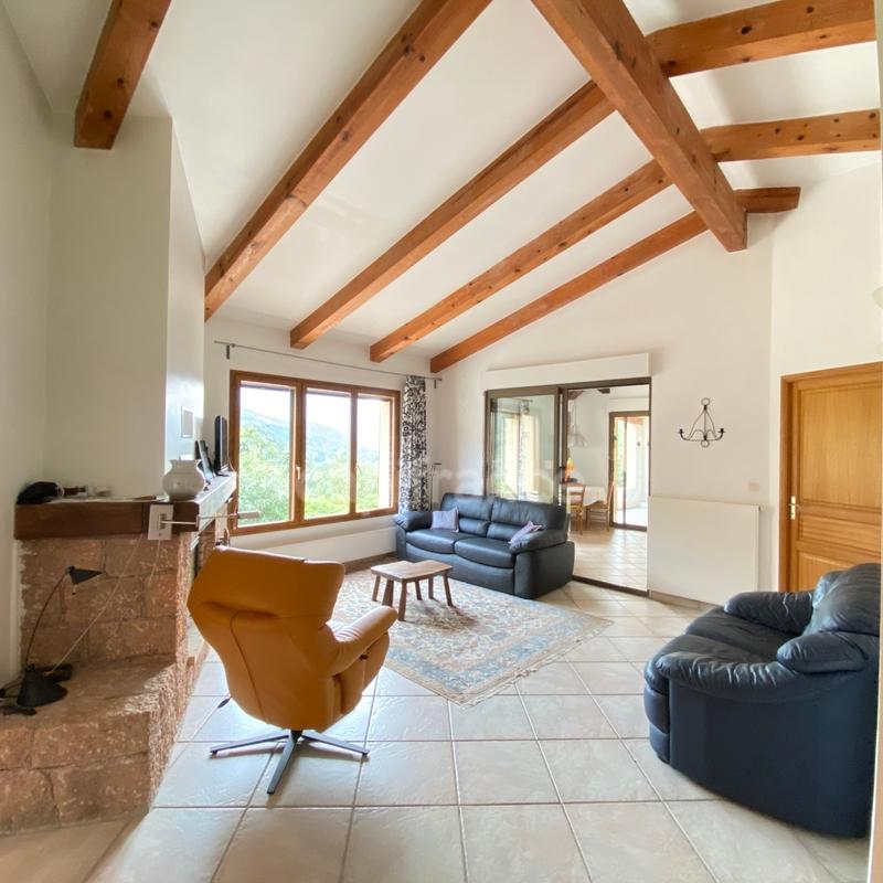 Maison - 89 m² - 3 pièces