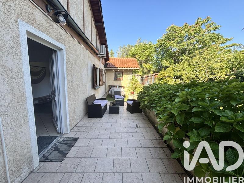 Maison - 162 m² - 10 pièces