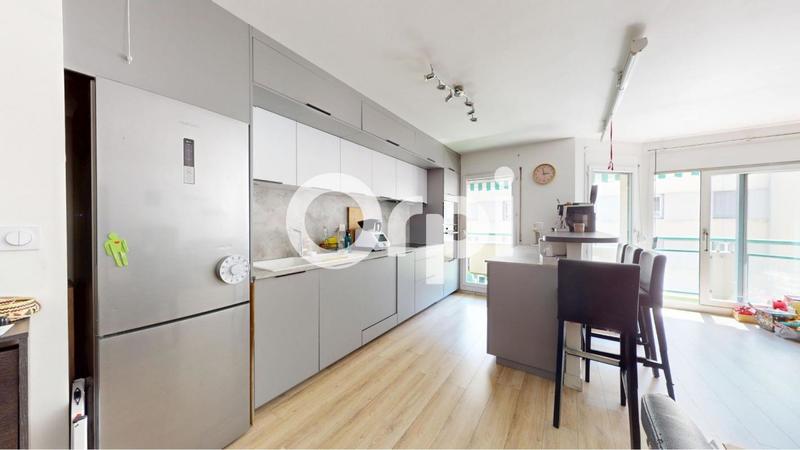 Appartement - 85 m² - 4 pièces