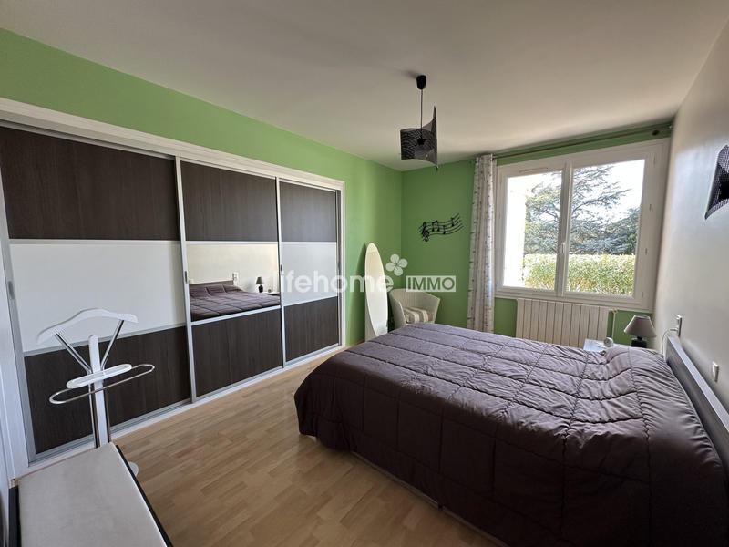 Maison - 198 m² - 8 pièces