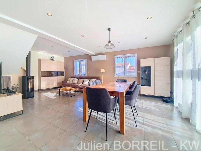 Maison - 105 m² - 5 pièces