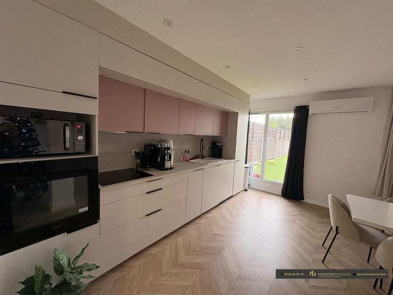 Appartement - 70 m² - 3 pièces