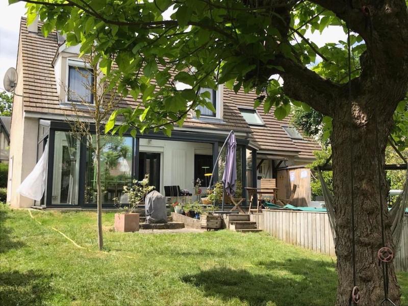 Maison - 180 m² - 8 pièces