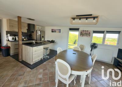 Maison - 140 m² - 5 pièces