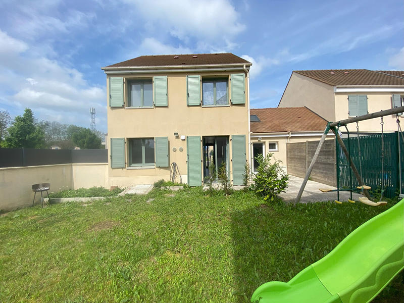 Maison - 80 m² - 5 pièces