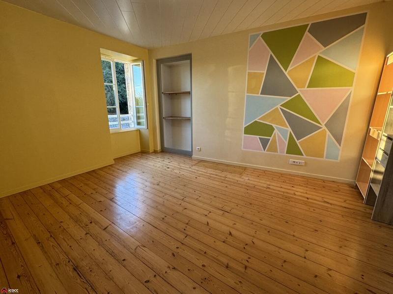 Maison de bourg - 136 m² - 5 pièces