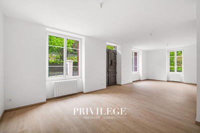 Appartement - 86 m² - 4 pièces