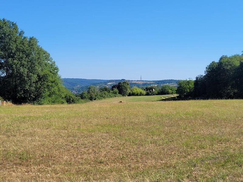 Terrain constructible - 8 418 m²