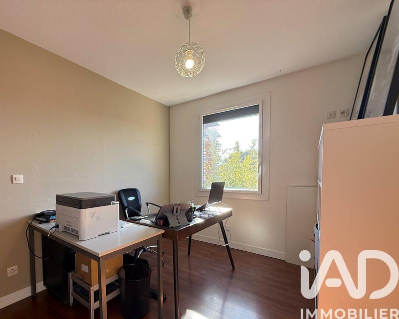 Maison - 143 m² - 5 pièces