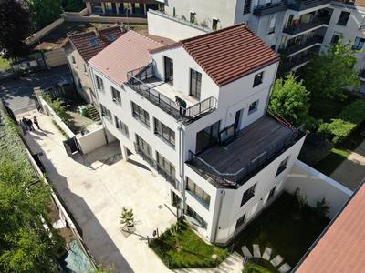 Penthouse - 115 m² - 5 pièces