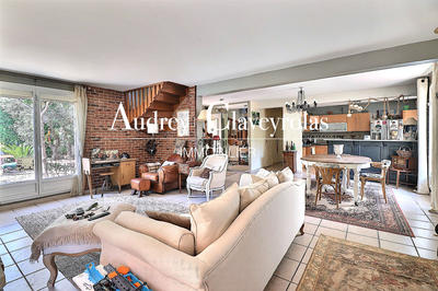 Maison - 154 m² - 5 pièces