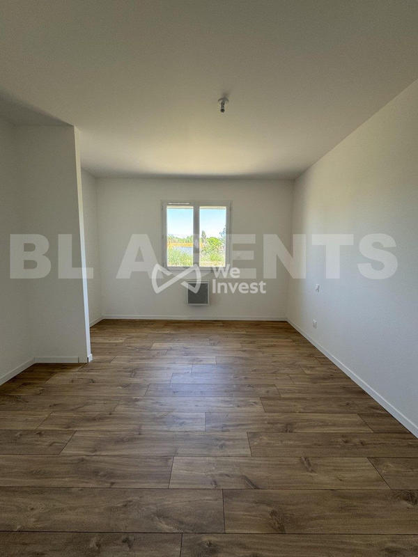 Maison - 99 m² - 4 pièces