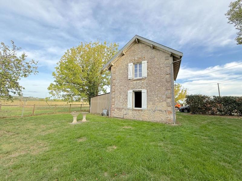 Maison - 58 m² - 2 pièces