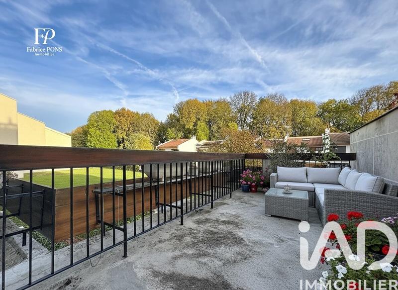 Maison - 87 m² - 4 pièces