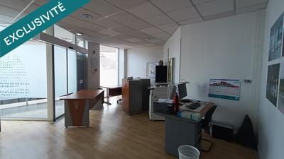 Local commercial - 150 m² - 3 pièces