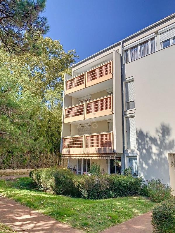 Appartement - 129 m² - 5 pièces