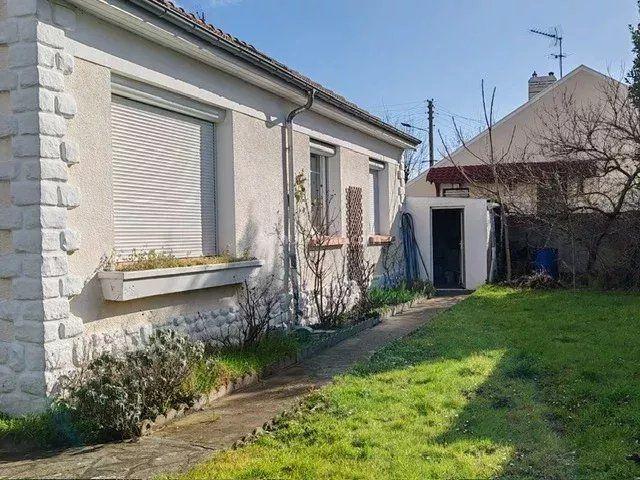 Maison - 101 m² - 6 pièces