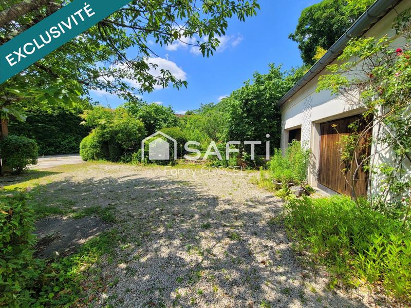 Maison - 298 m² - 10 pièces