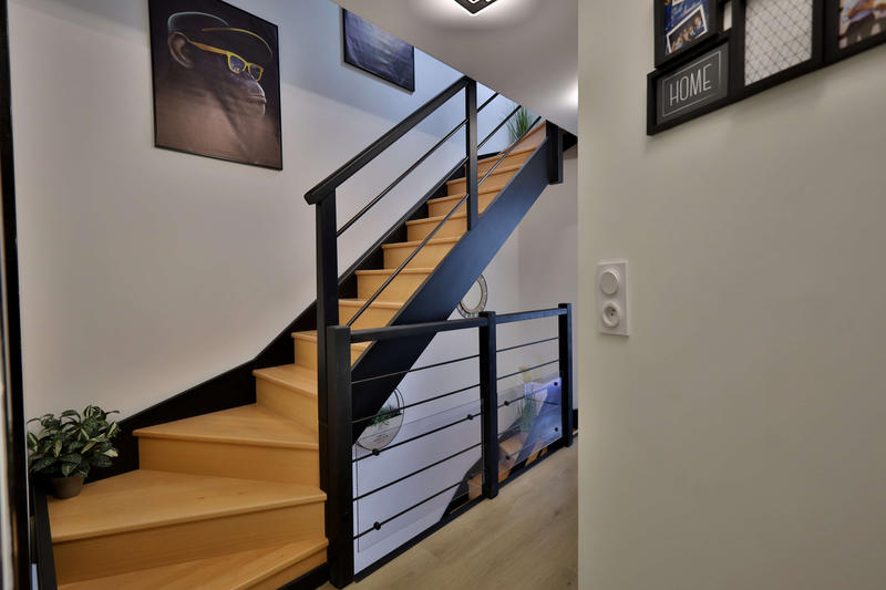 Triplex - 95 m² - 4 pièces