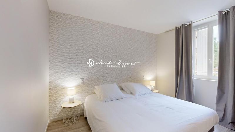 Local commercial - 620 m² - 10 pièces