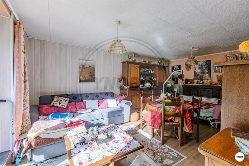 Maison - 300 m² - 10 pièces