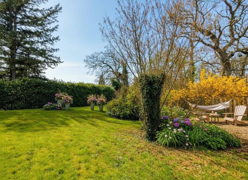 Maison - 260 m² - 7 pièces