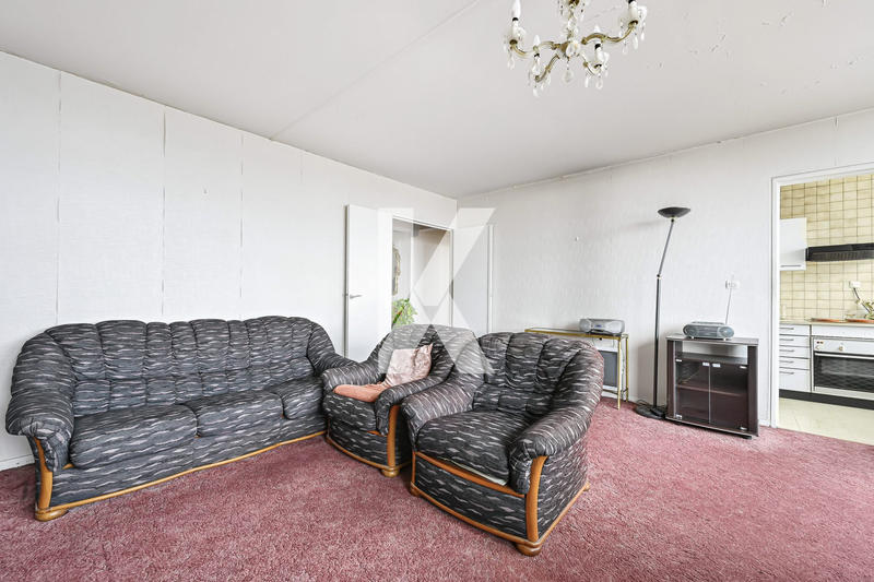 Appartement - 93 m² - 5 pièces