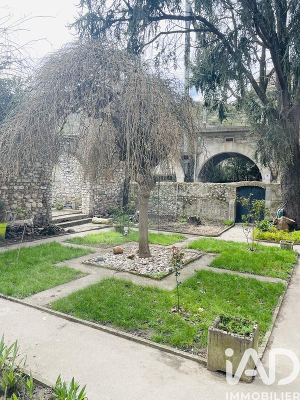 Maison de maîtres - 260 m² - 14 pièces