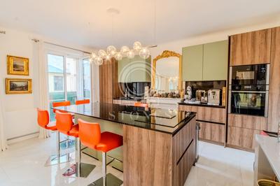 Appartement - 102 m² - 3 pièces