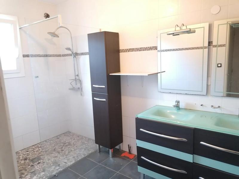 Maison - 299 m² - 9 pièces