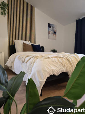 Chambre - 10 m² - 1 pièce