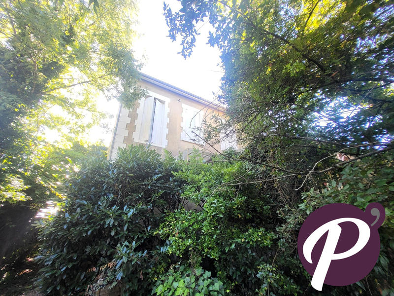 Maison - 92 m² - 6 pièces