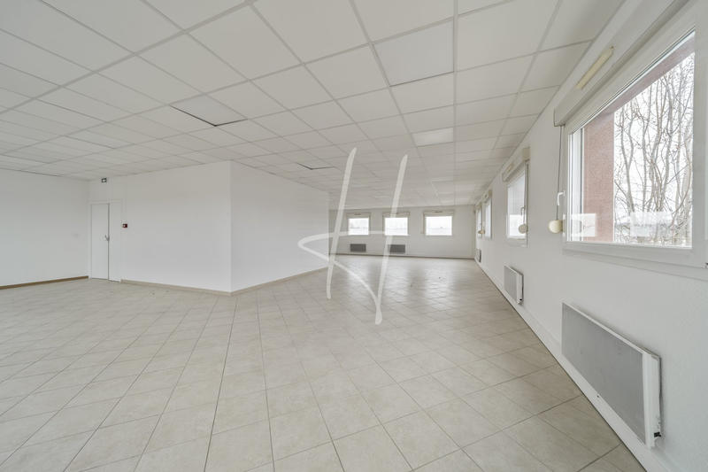 Local d'activités - 600 m²