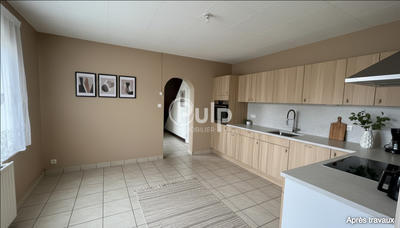 Maison de ville - 84 m² - 4 pièces