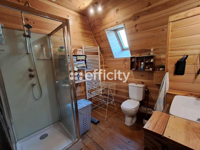 Maison - 122 m² - 6 pièces