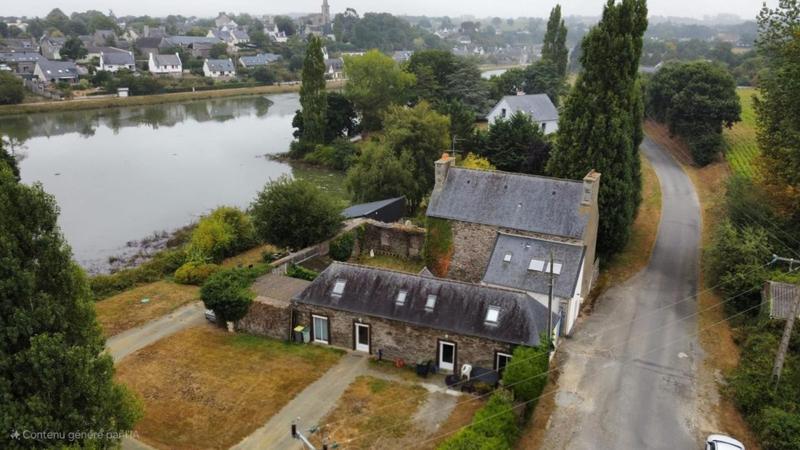 Maison - 310 m² - 6 pièces