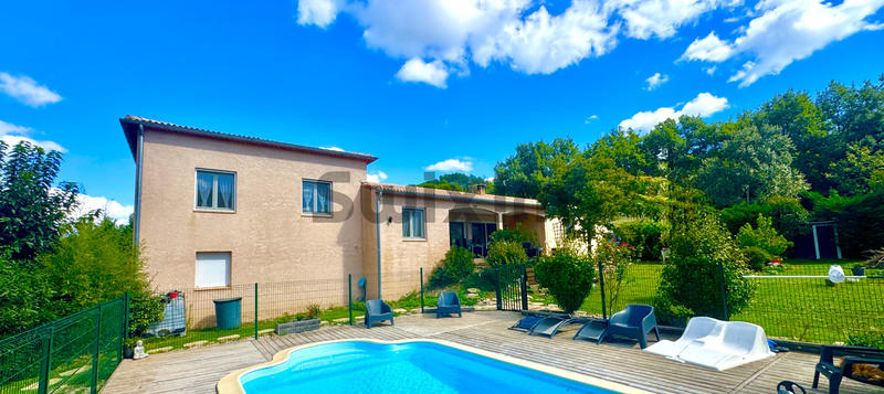 Villa - 142 m² - 6 pièces