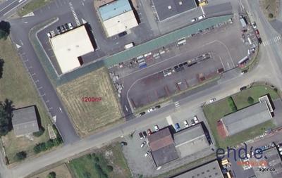 Local d'activités - 300 m²