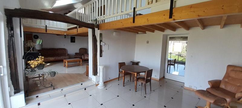 Maison - 133 m² - 6 pièces