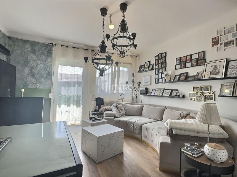 Appartement - 56 m² - 3 pièces