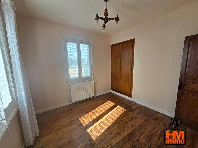 Maison - 92 m² - 4 pièces