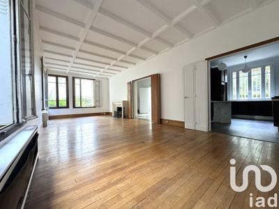 Maison - 186 m² - 8 pièces