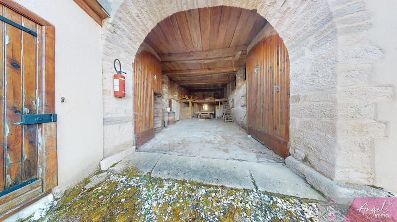 Maison de village - 94 m² - 5 pièces