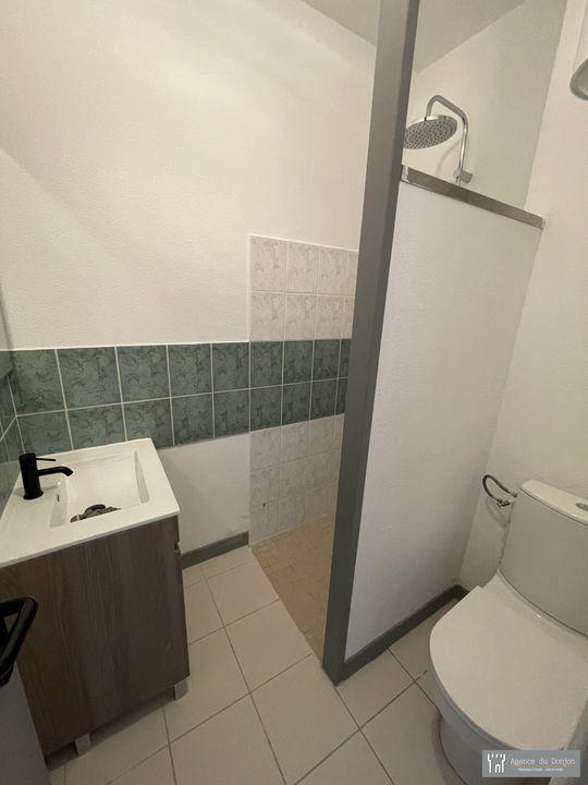 Studio - 15 m² - 1 pièce